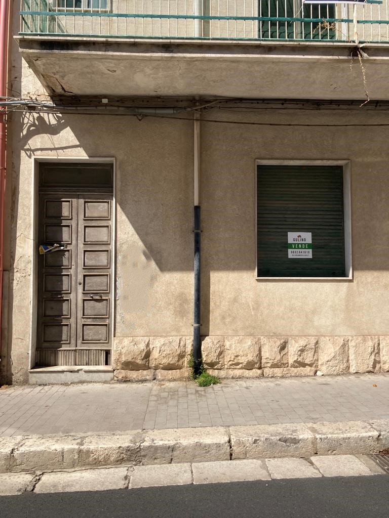 Appartamento piano terra zona Cappuccini, Ragusa