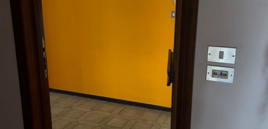 Appartamento quarto piano Zona Viale Europa Appartamento quarto piano Zona Viale Europa