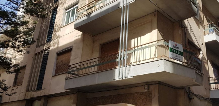 Appartamento con veranda e Garage, zona Piazza Cappuccini, Ragusa