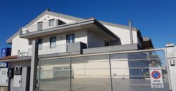 Ufficio o Appartamento in Viale delle Americhe, zona BAPR, Ragusa.