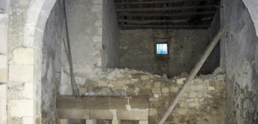 Magazzino sito a pochi passi da Corso XXV aprile, Ragusa Ibla