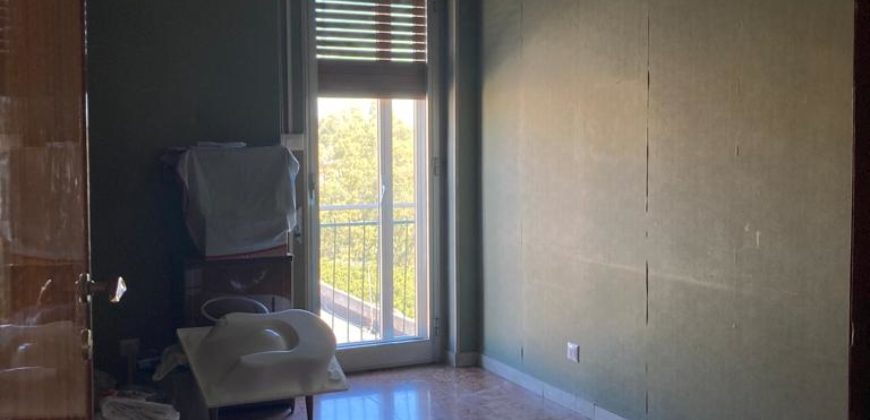 Appartamento piano quinto con posto auto in garage, Via Risorgimento. Ragusa