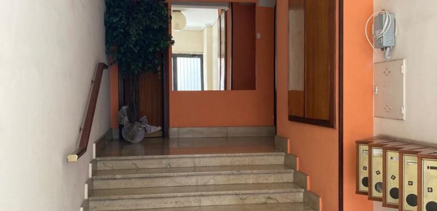 Appartamento piano quinto con posto auto in garage, Via Risorgimento. Ragusa