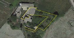 Caseggiato Rurale con ampio cortile e giardino, contrada Maltempo RG