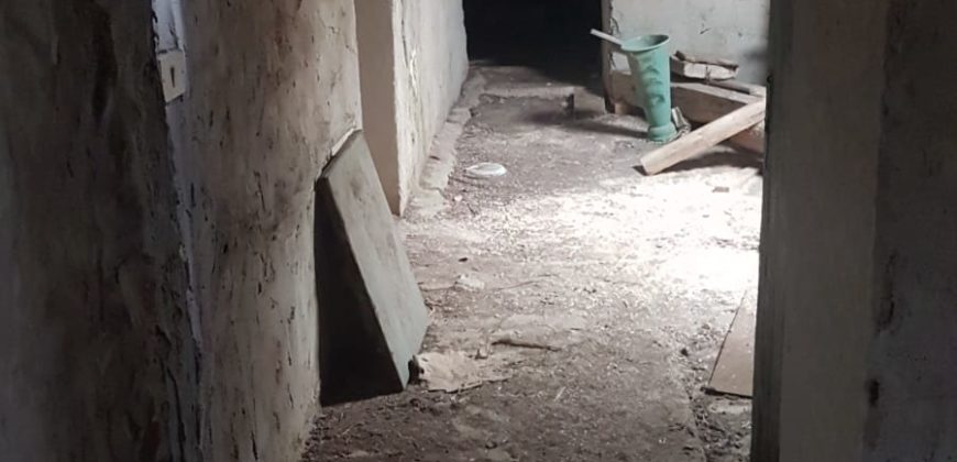 Caseggiato Rurale con ampio cortile e giardino, contrada Maltempo RG