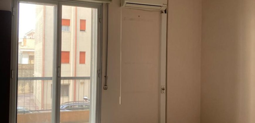 Appartamento piano primo con posto auto zona Paestum