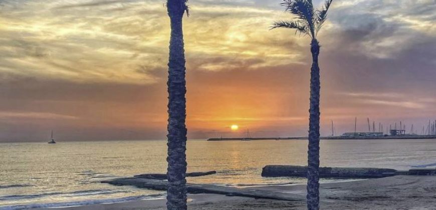 VENDESI PRESTIGIOSA CASA NEL CUORE DI MARINA DI RAGUSA