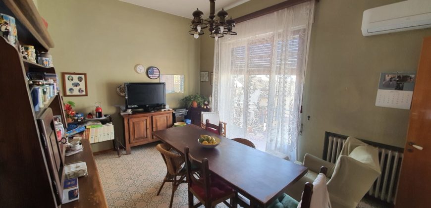 VENDESI PRESTIGIOSA CASA NEL CUORE DI MARINA DI RAGUSA