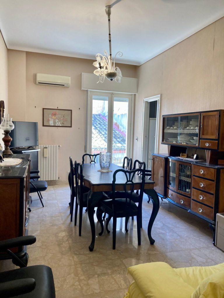 Appartamento primo piano con ascensore, Via F. Belleo, Ragusa