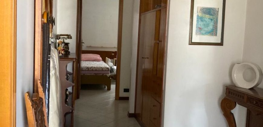 Appartamento piano terzo, via Archimede alta, Ragusa