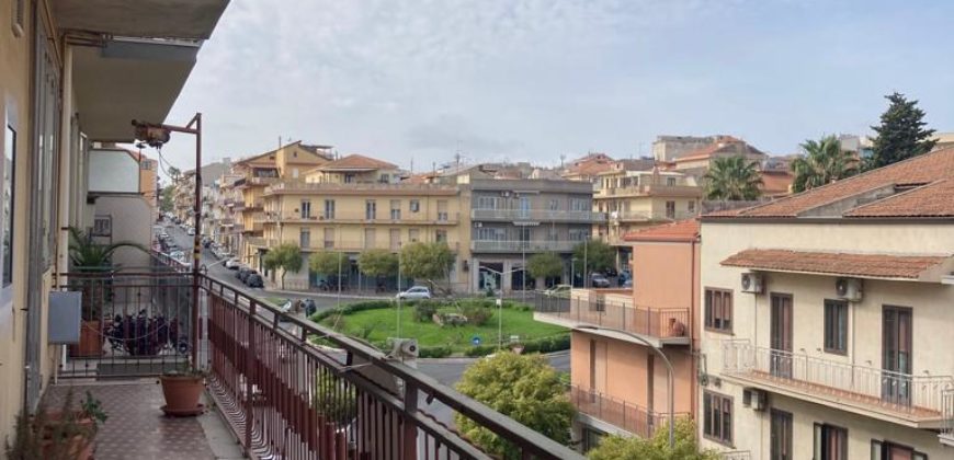 Appartamento piano terzo, via Archimede alta, Ragusa