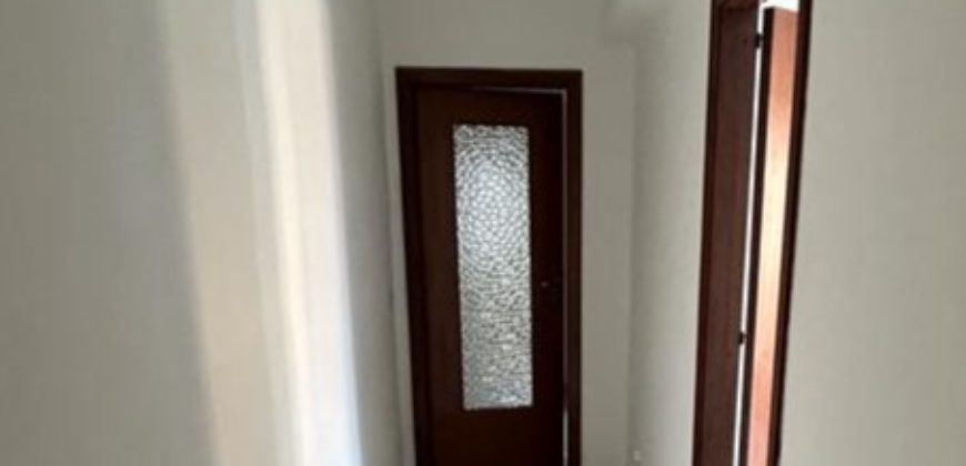 Appartamento piano quarto, zona sacra famiglia, Ragusa