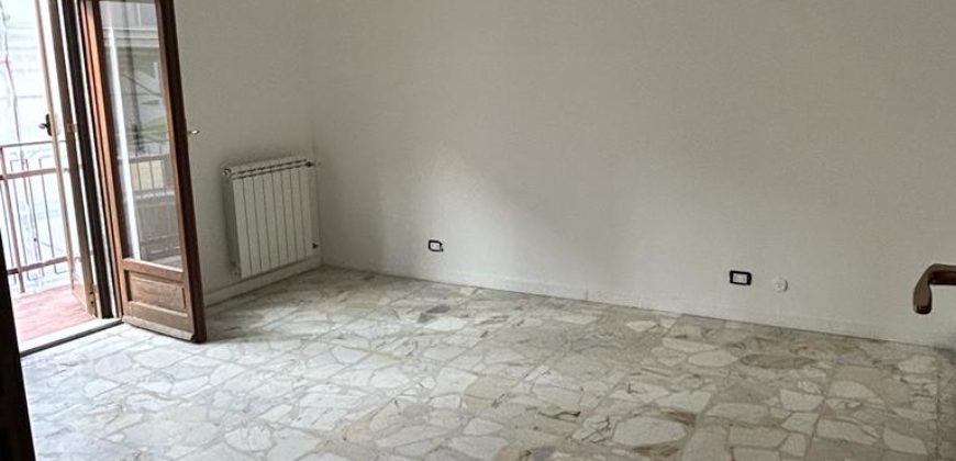 Appartamento piano quarto, zona sacra famiglia, Ragusa