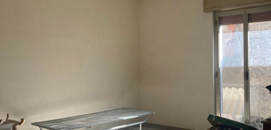 Casa singola con garage, via Oberdan, Ragusa