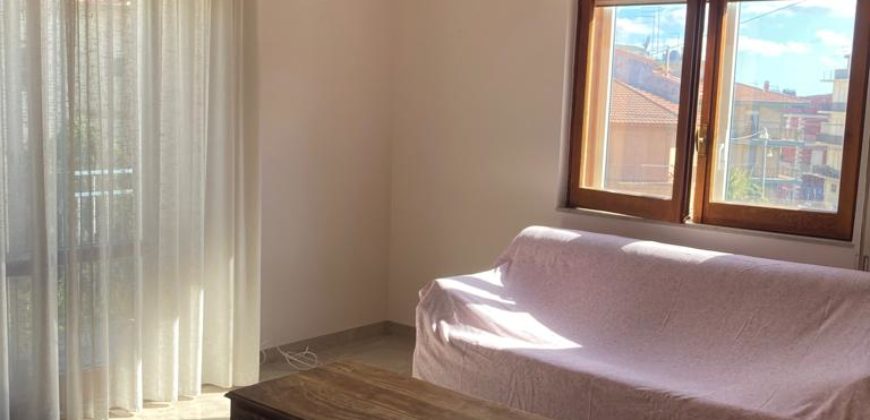 Appartamento con Garage e Vista Panoramica – Via Archimede, Ragusa Alta