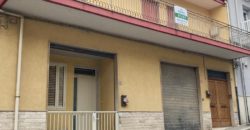 Casa singola con garage, via Oberdan, Ragusa