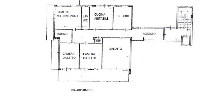 Appartamento con Garage e Vista Panoramica – Via Archimede, Ragusa Alta