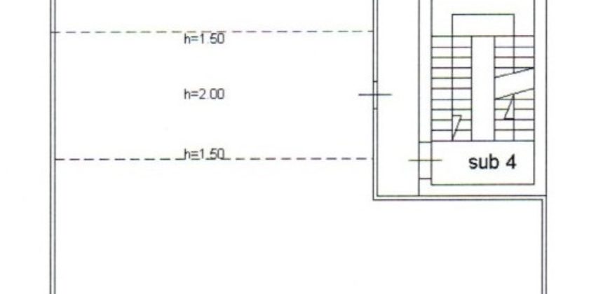 Casa singola con garage, via Oberdan, Ragusa