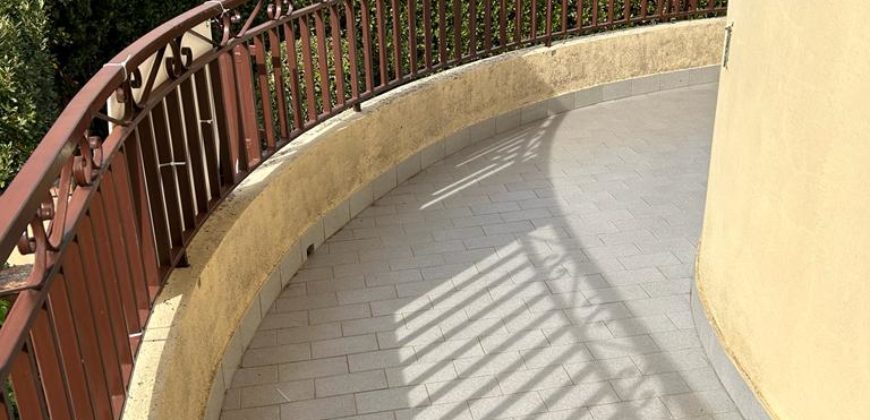 Appartamento in villa bifamiliare, a pochi passi dalla clinica del Mediterraneo, Ragusa