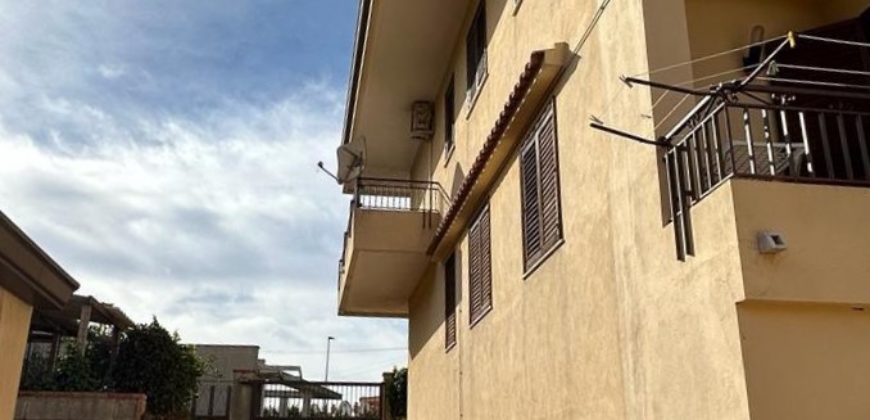 Appartamento in villa bifamiliare, a pochi passi dalla clinica del Mediterraneo, Ragusa