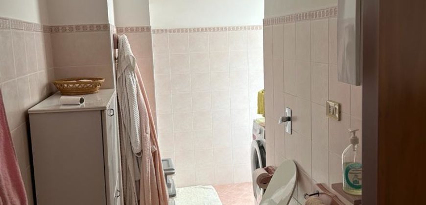 Appartamento in villa piano terra a pochi passi dalla clinica del Mediterraneo. Ragusa