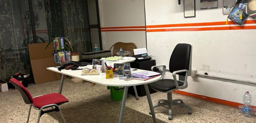 Locale uso magazzino, via Carducci, Ragusa