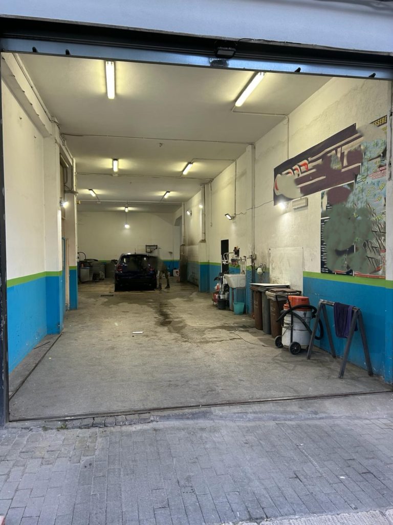 Locale uso magazzino, via Carducci, Ragusa