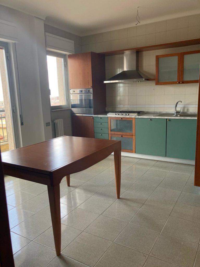 Affittasi Appartamento semiarredato