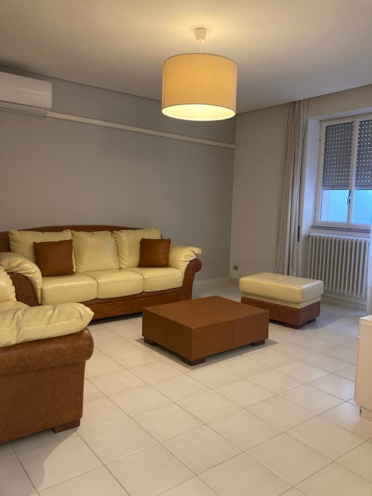 Appartamento piano primo in edificio bifamiliare con possibilità acquisto garage