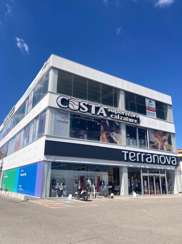 Locale Commerciale/Direzionale alta visibilità via Achille Grandi Ragusa