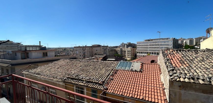 Bilocale in affitto via G. Cesare, Ragusa.