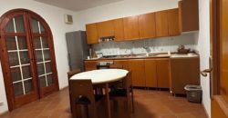 Villetta vista mare con terreno di pertinenza in contrada Castellana, Marina di Ragusa