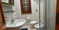 Villetta vista mare con terreno di pertinenza in contrada Castellana, Marina di Ragusa