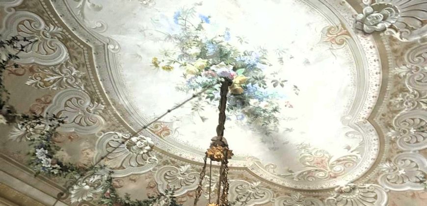 APPARTAMENTO IN PALAZZO NOBILIARE A DUE PASSI DAL DUOMO DI SAN GIORGIO A RAGUSA IBLA