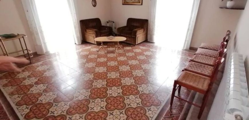 Appartamento con ingresso indipendente in Corso Italia