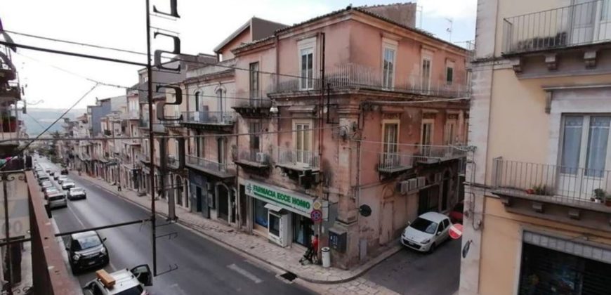 Appartamento con ingresso indipendente in Corso Italia