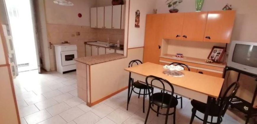 Appartamento con ingresso indipendente in Corso Italia