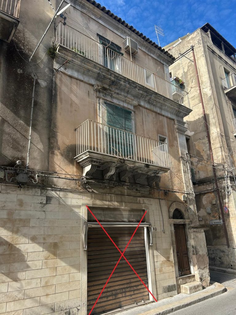 Casa indipendente in Via Mario Leggio