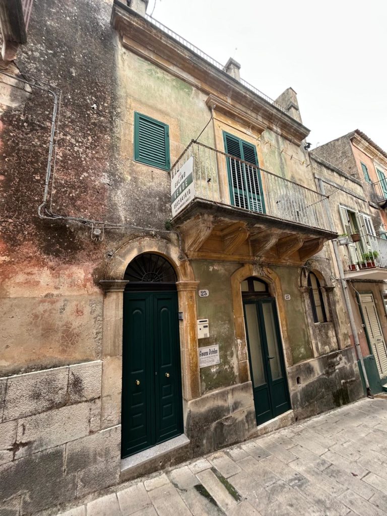 Casa singola in zona Ecce Homo
