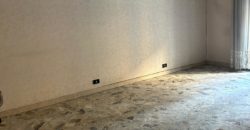 Ampio appartamento con terrazza in Via Carducci