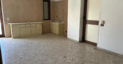 Ampio appartamento con terrazza in Via Carducci