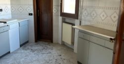 Ampio appartamento con terrazza in Via Carducci