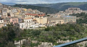 Ampio appartamento panoramico