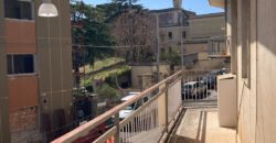 Edificio bifamiliare con garage, Zona Liceo Classico. Ragusa