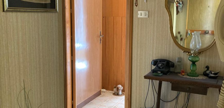 Edificio bifamiliare con garage, Zona Liceo Classico. Ragusa