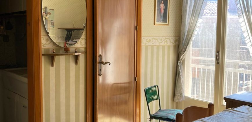 Edificio bifamiliare con garage, Zona Liceo Classico. Ragusa