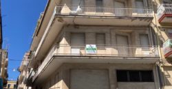 Edificio bifamiliare con garage, Zona Liceo Classico. Ragusa
