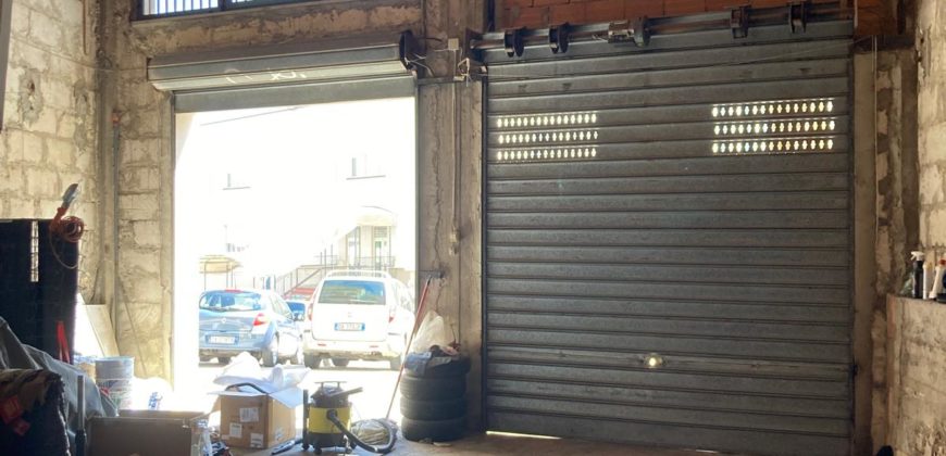 Edificio bifamiliare con garage, Zona Liceo Classico. Ragusa