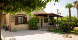 VILLA INDIPENDENTE CON PISCINA, PLAYA GRANDE