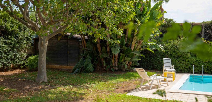 VILLA INDIPENDENTE CON PISCINA, PLAYA GRANDE